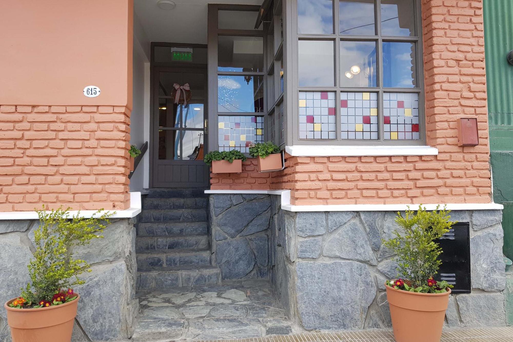 Hostal Malvinas Ushuaia Kültér fotó